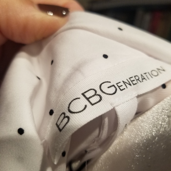 NWT BCBG blouse - Picture 7 of 8